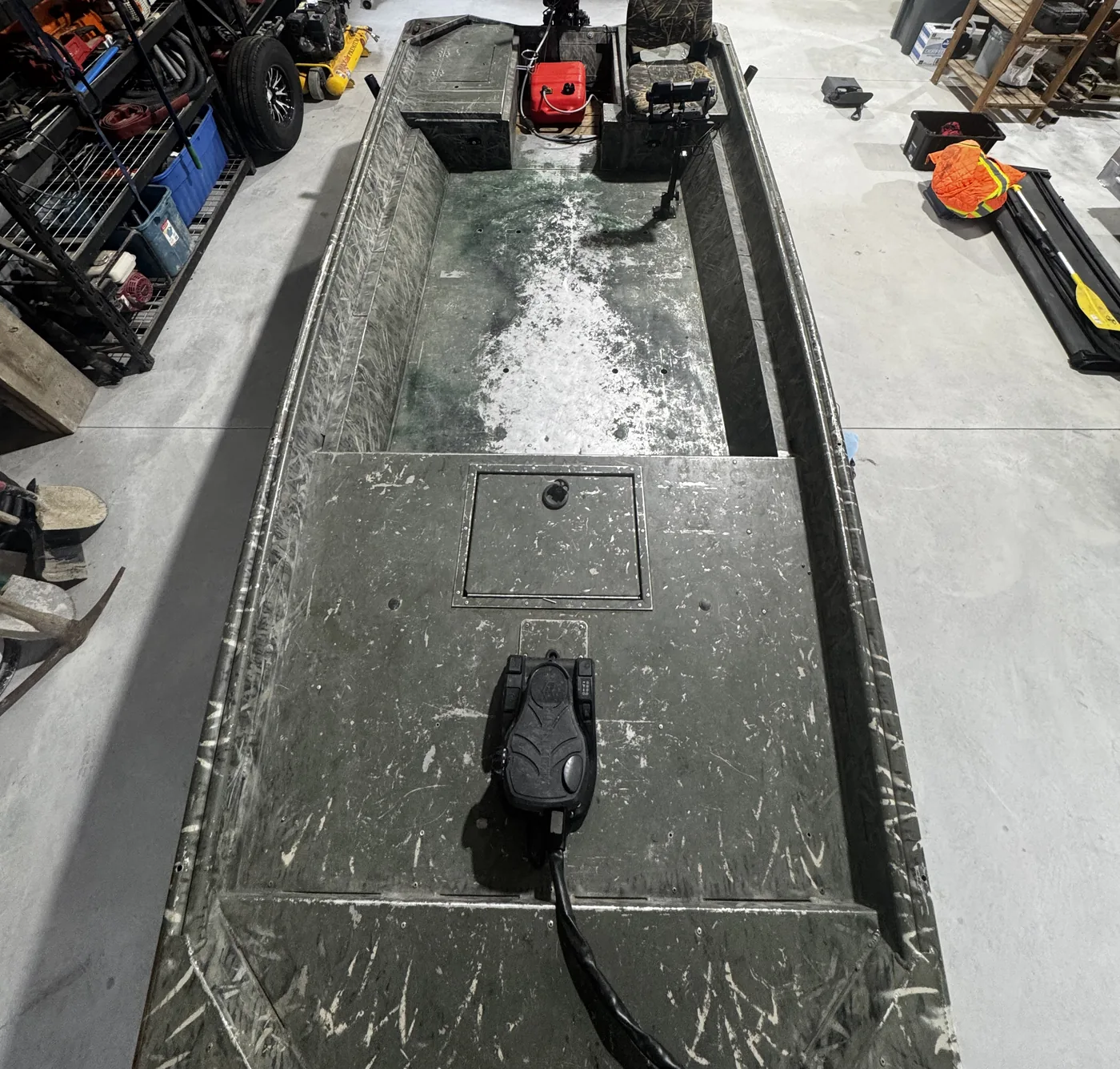 Polar Kraft duck boat before the flooring installation